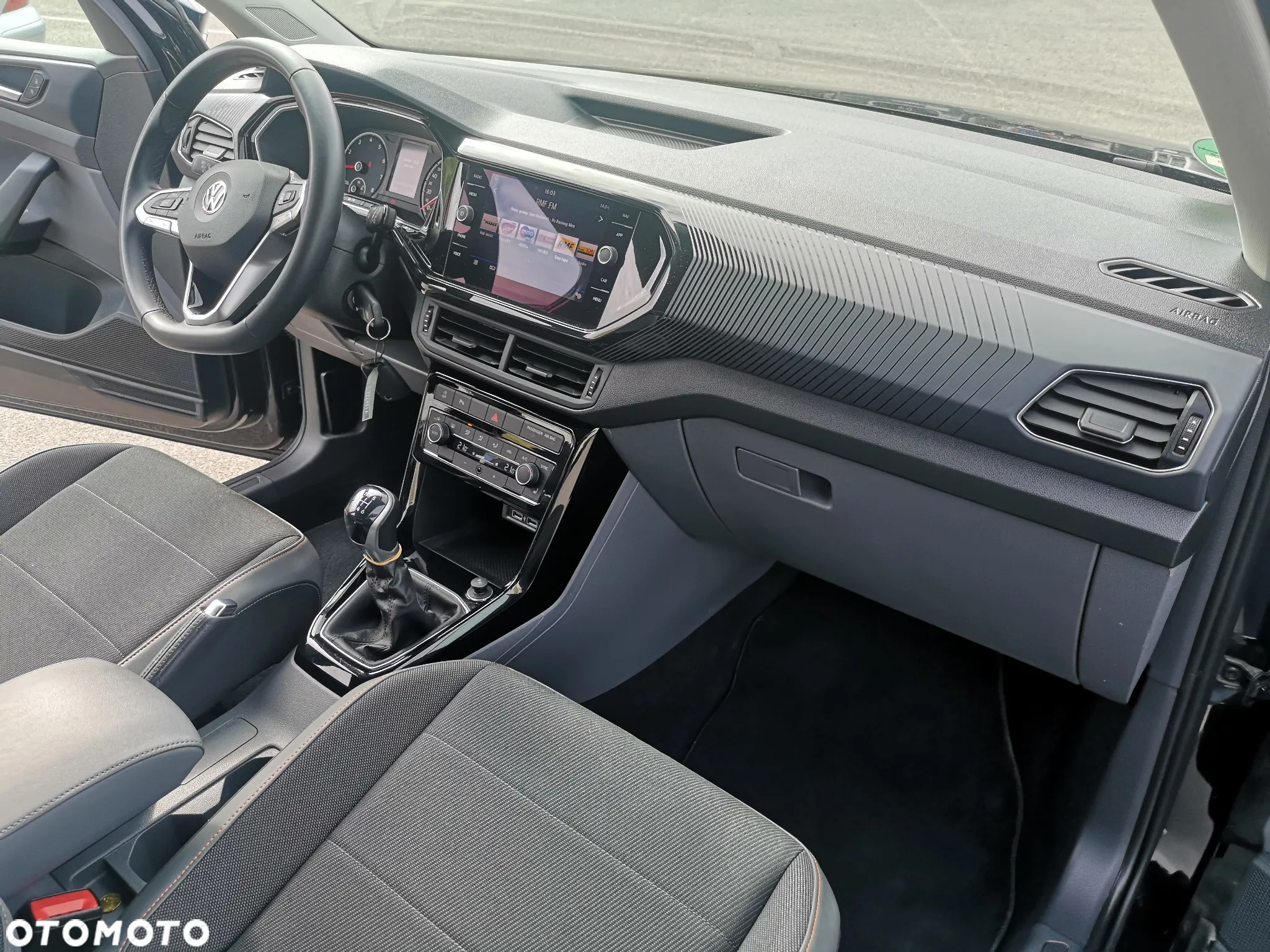 Volkswagen T-Cross 1.0 TSI Special Edition - 8