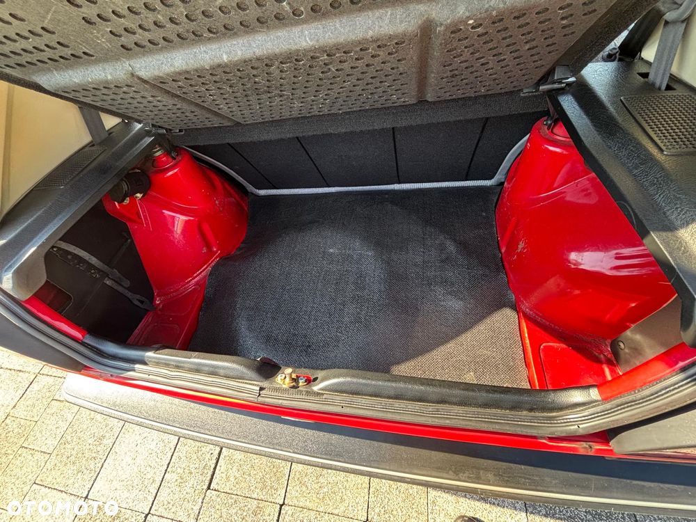 Volkswagen Golf 1.3 CL - 20