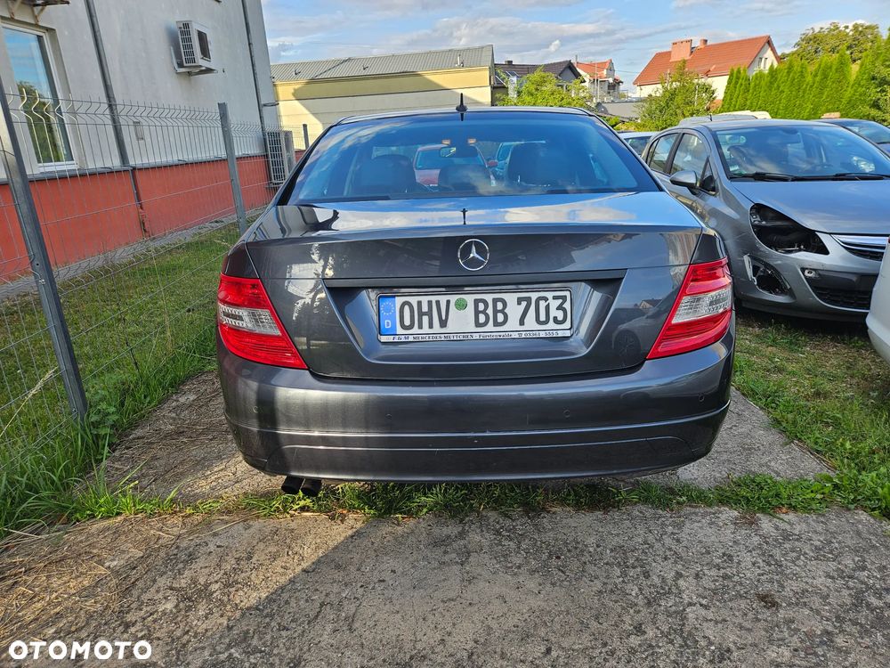 Mercedes-Benz Klasa C 180 Kompressor Automatik BlueEFFICIENCY - 5