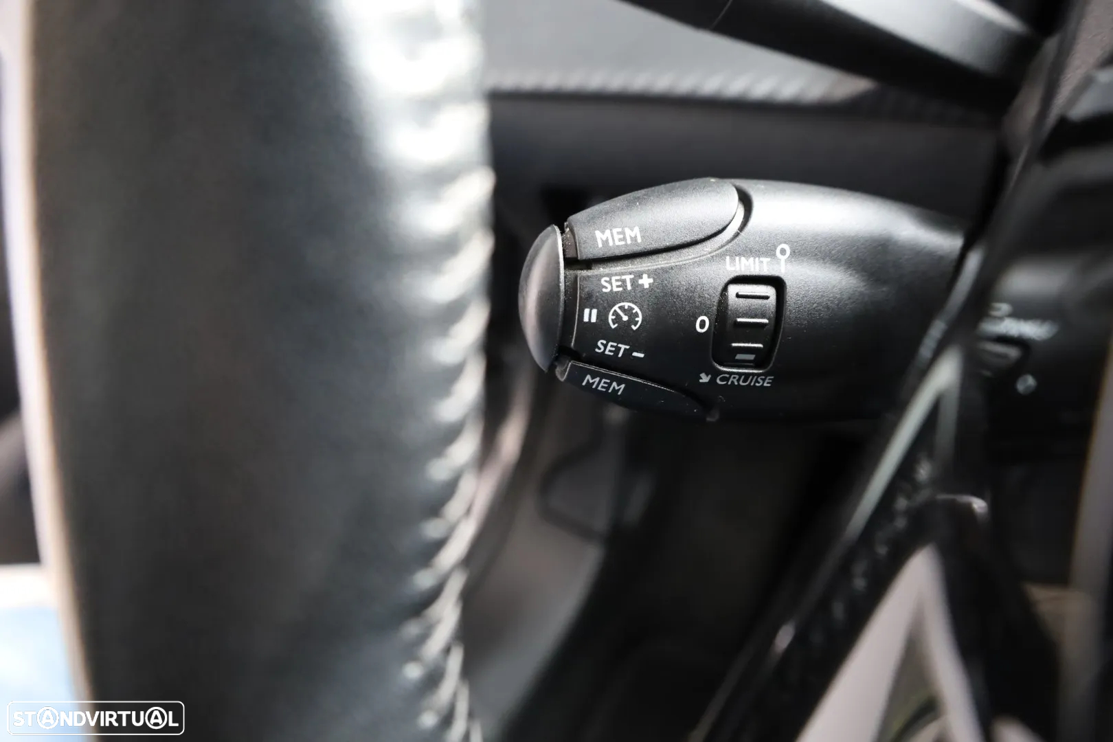 Peugeot 208 1.2 PureTech Active - 33