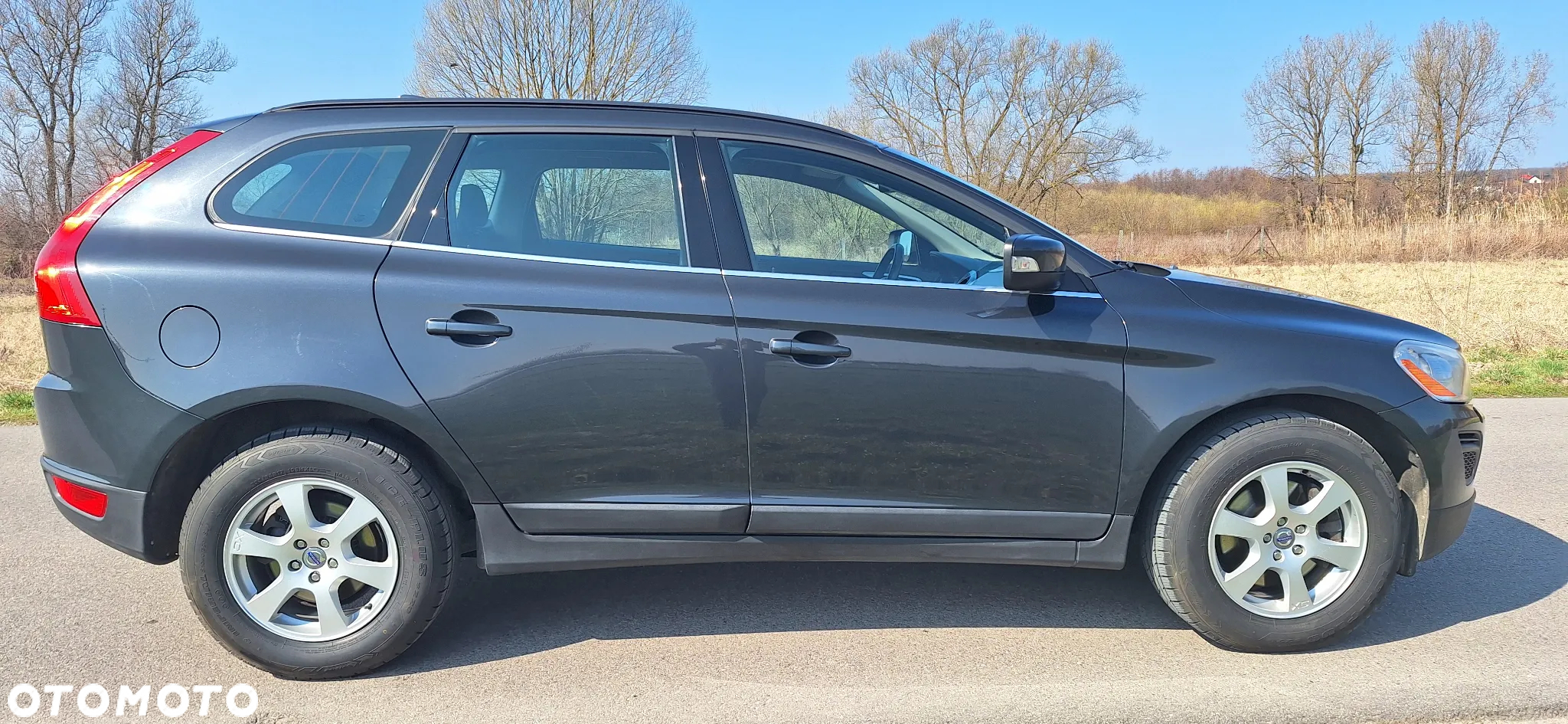 Volvo XC 60 DRIVe R Design - 4
