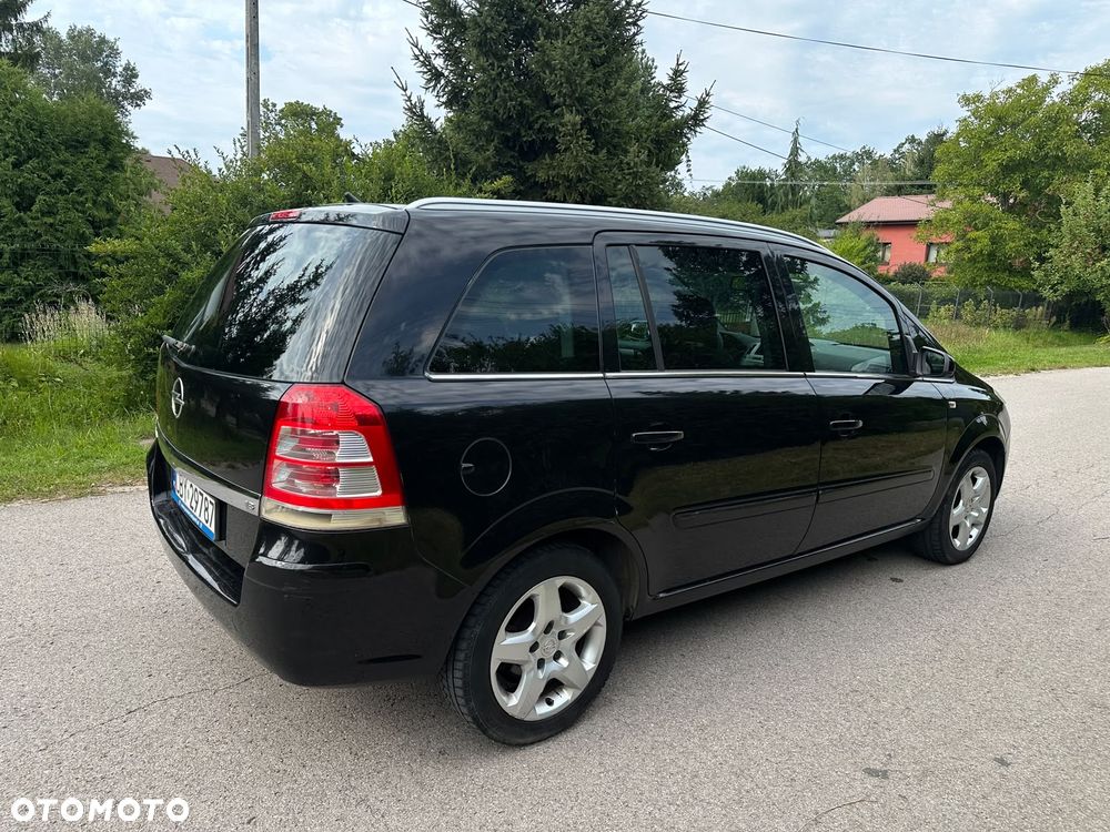 Opel Zafira 1.8 - 4