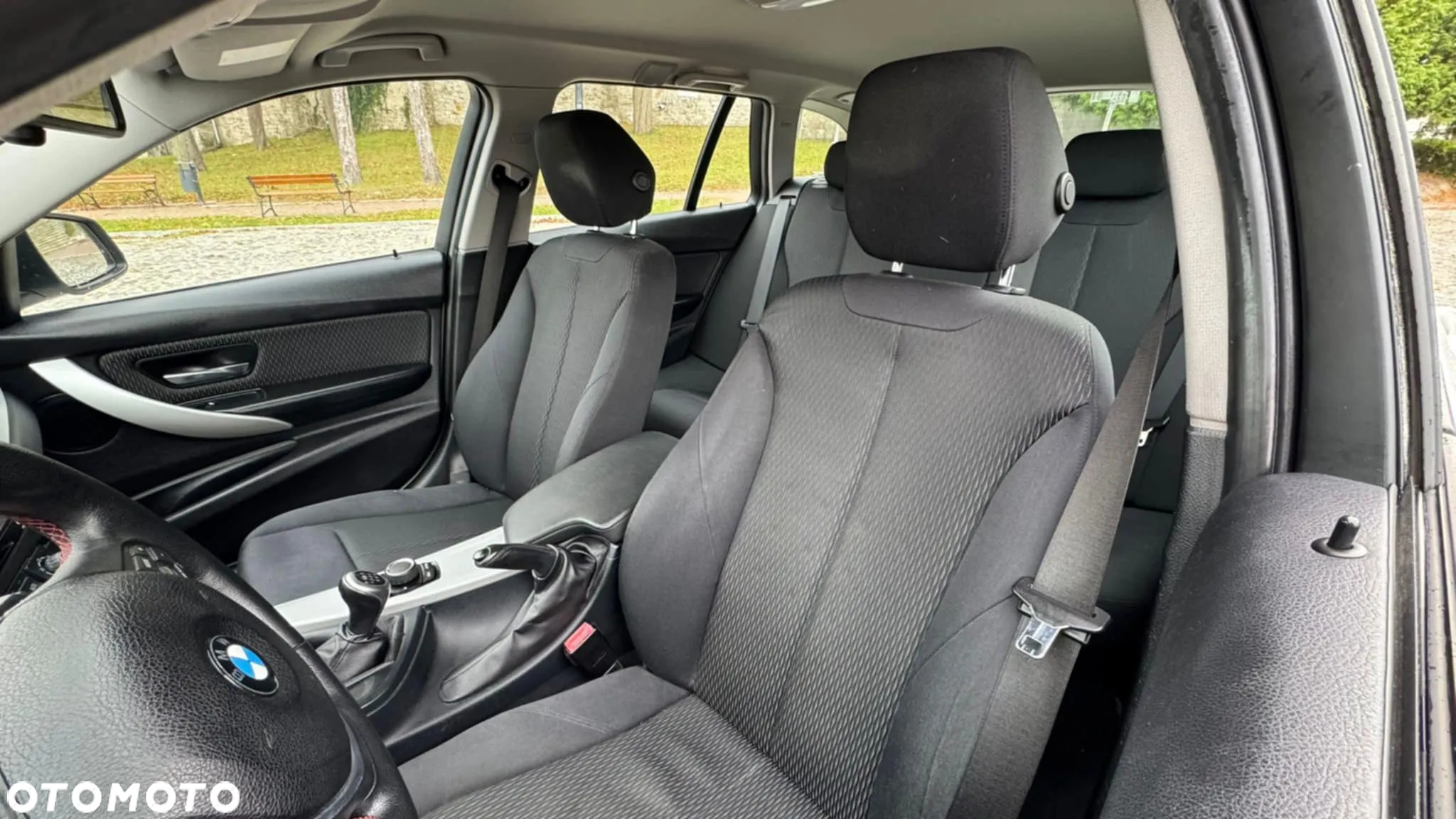 BMW Seria 3 316d - 26