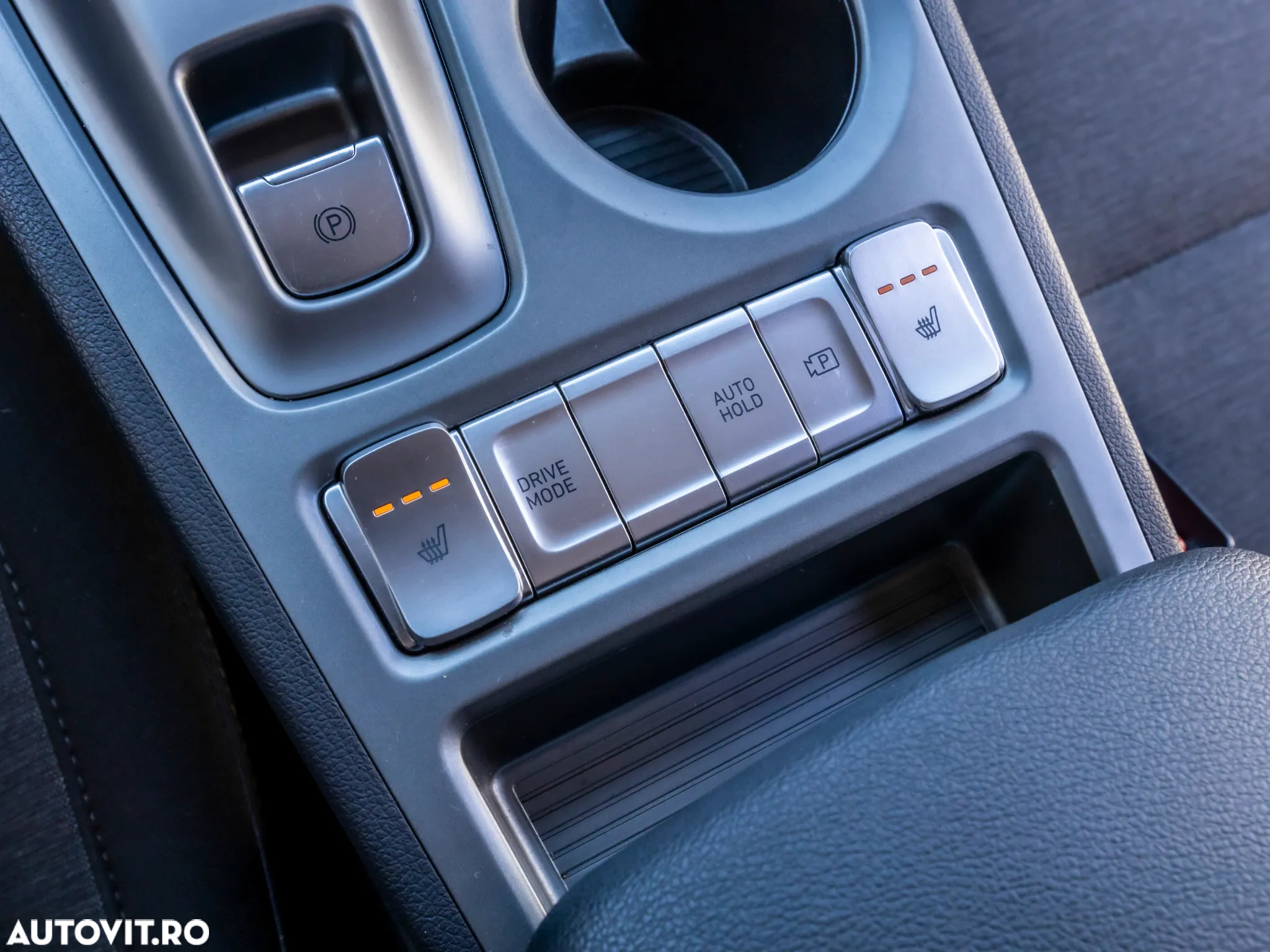 Hyundai KONA BEV 204 CP 64.8 kWh Premium - 24