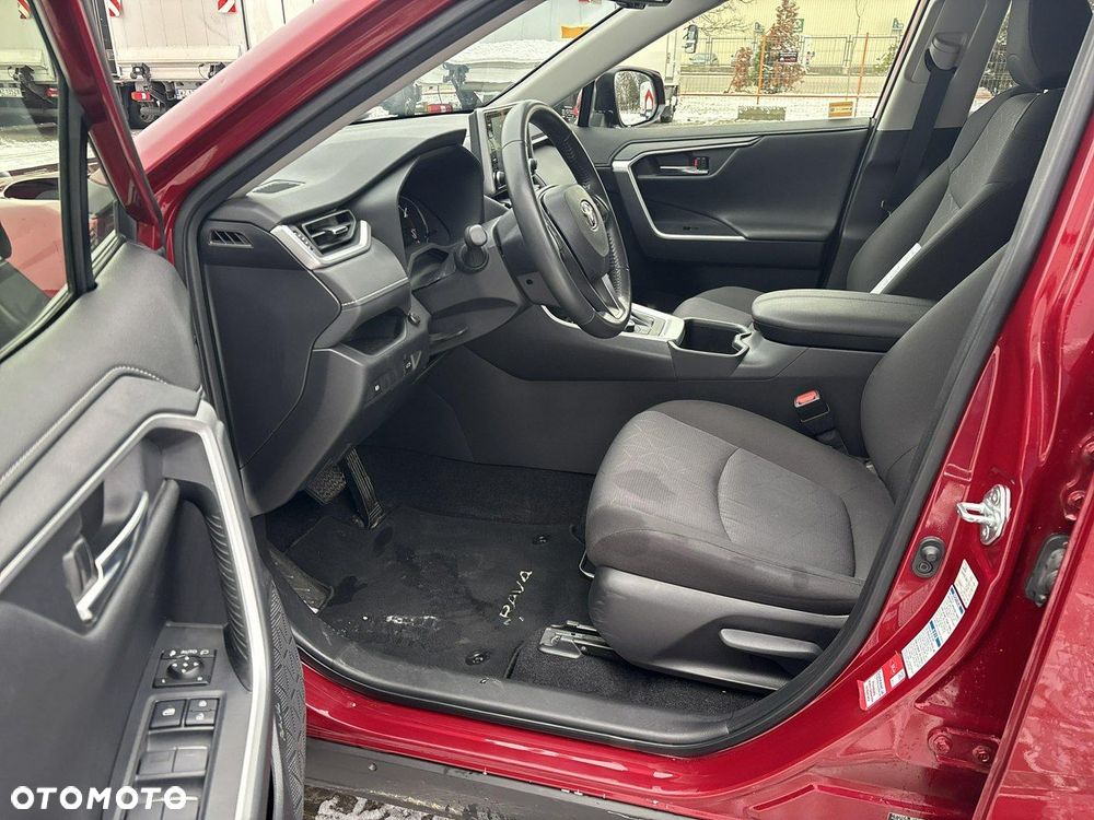 Toyota RAV4 - 11