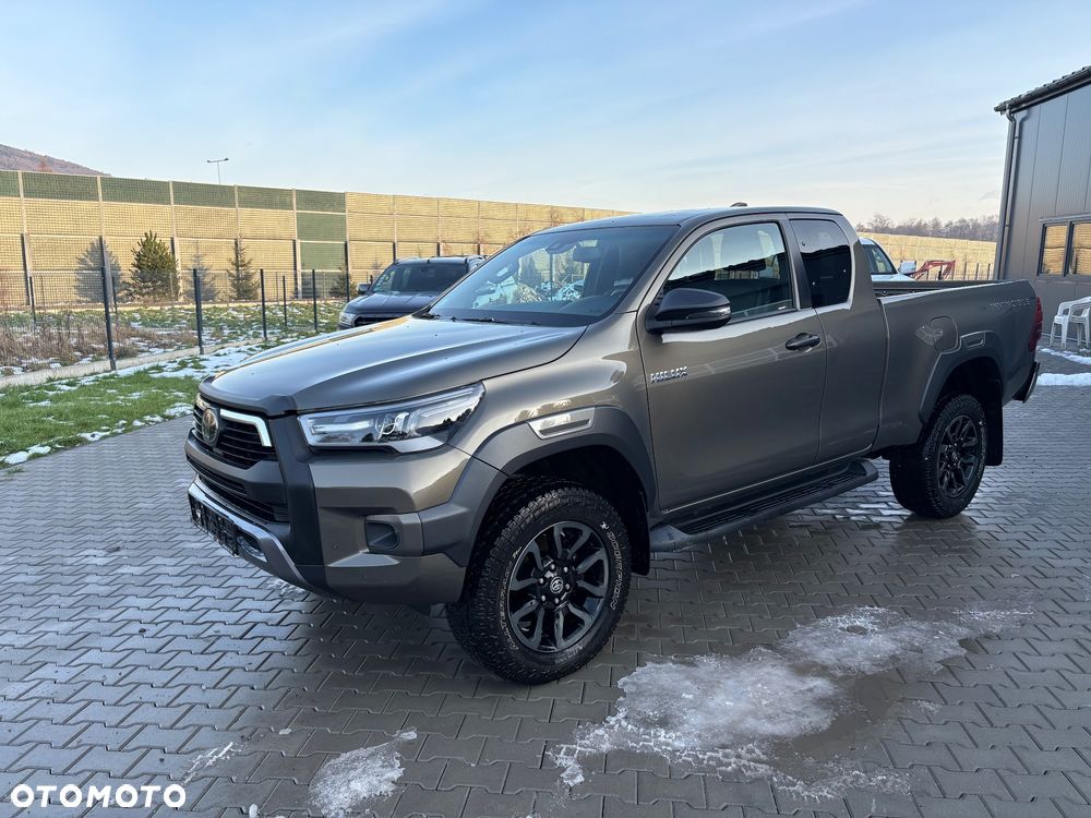 Toyota Hilux 4x4 Extra Cab Autm Invincible - 4