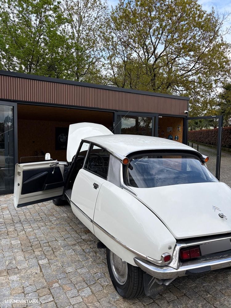Citroën DS - 5
