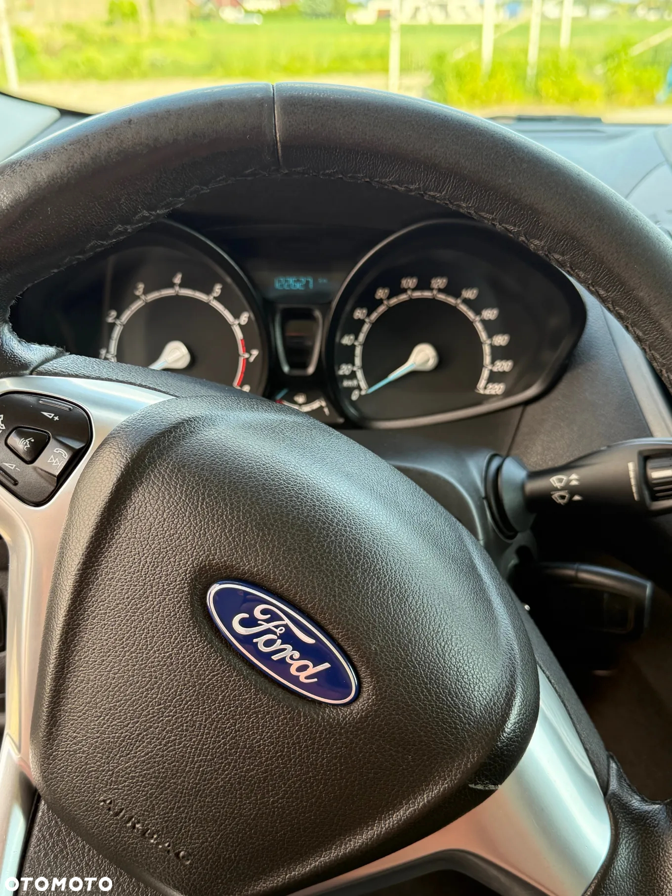 Ford Transit Courier Basis - 4
