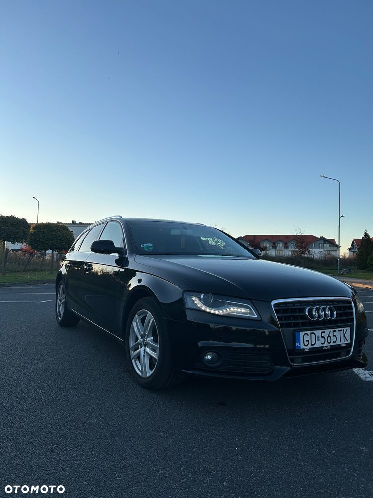 Audi A4 Avant - 1