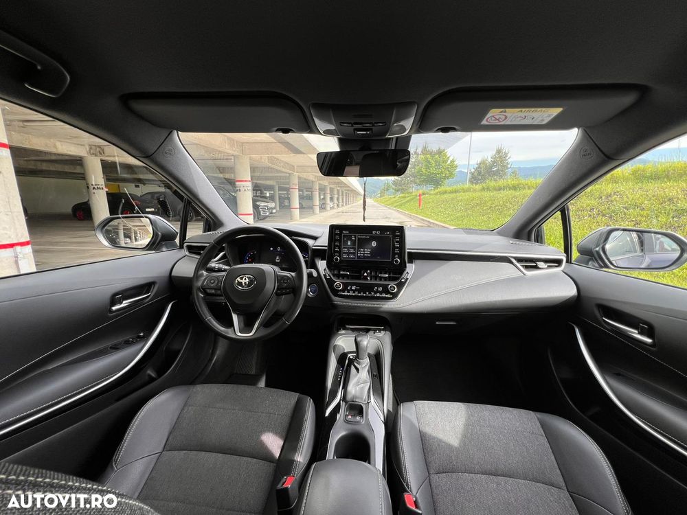 Toyota Corolla 1.8 HSD Business Plus - 6
