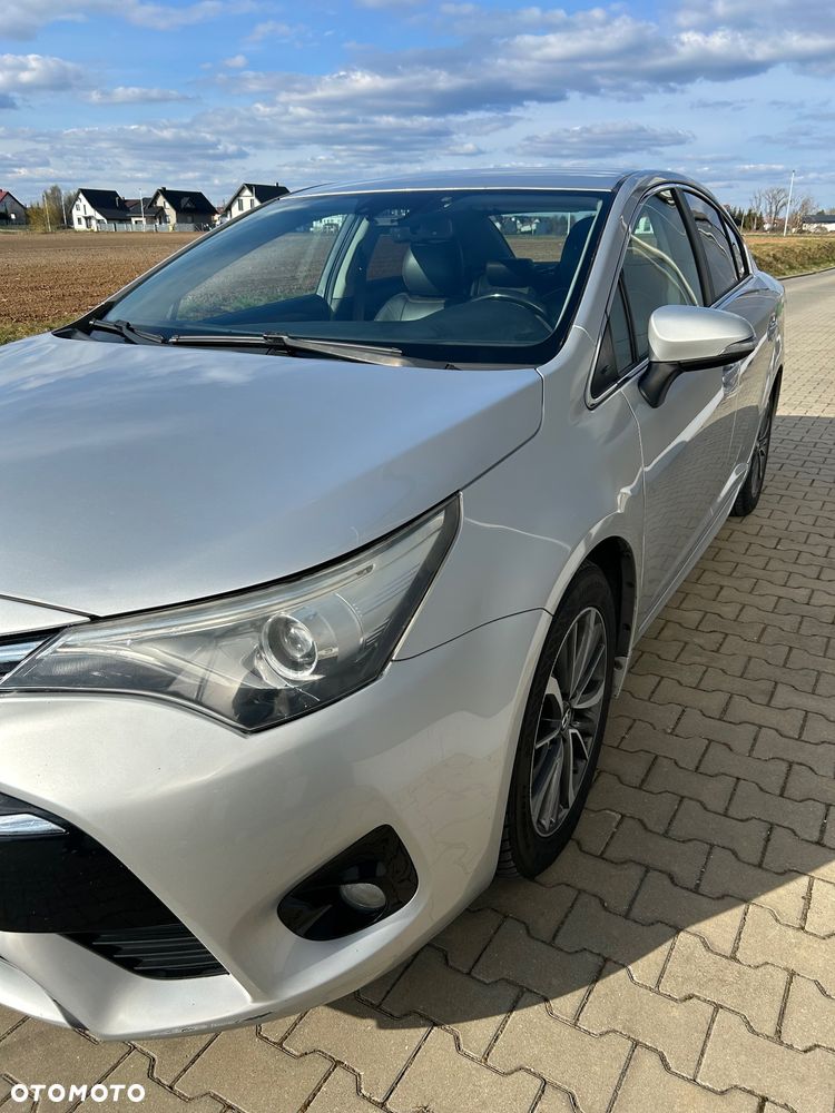 Toyota Avensis - 7