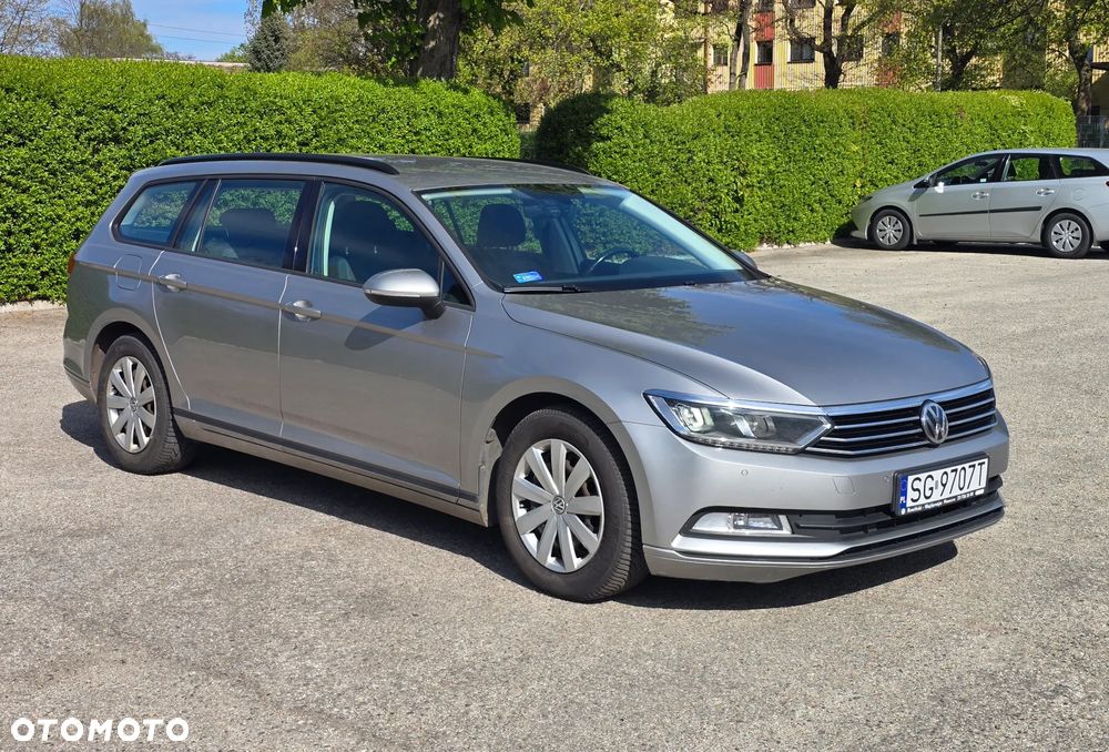 Volkswagen Passat 1.6 TDI BMT Trendline - 2