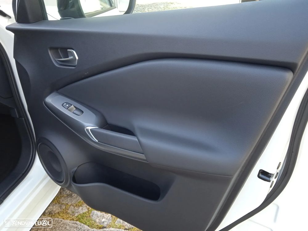 Nissan Juke 1.0 DIG-T N-Design C.Two Tone S.DCT - 40