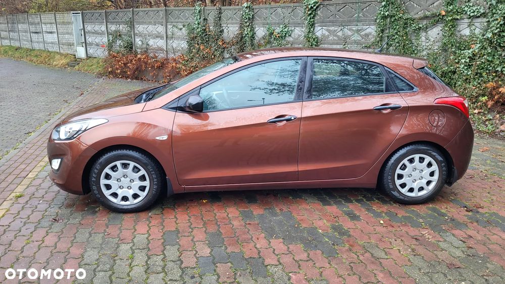 Hyundai i30 1.4 Classic - 4