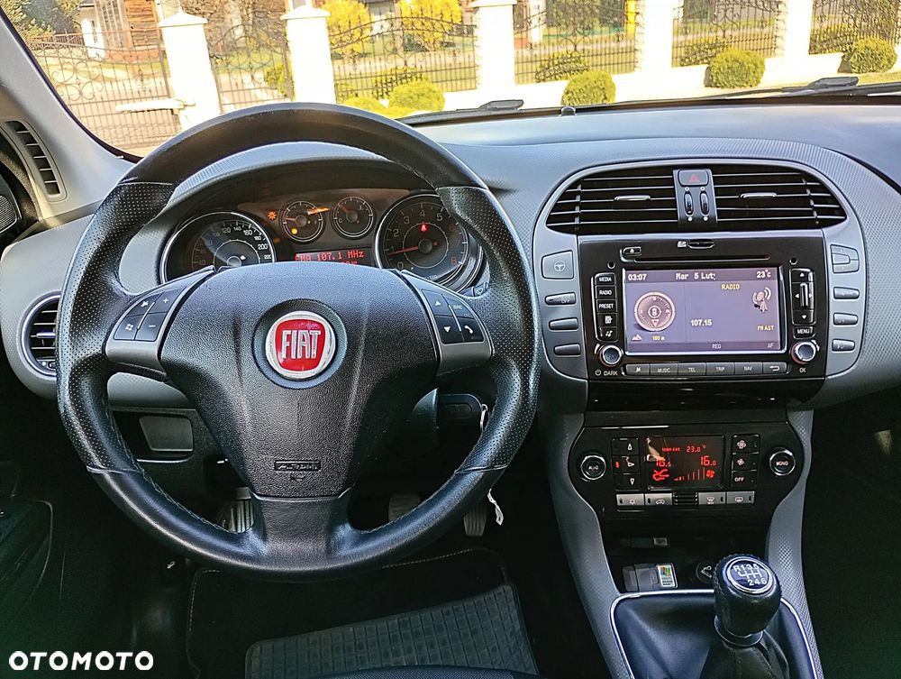Fiat Bravo 1.4 T-JET 16V Dynamic - 25