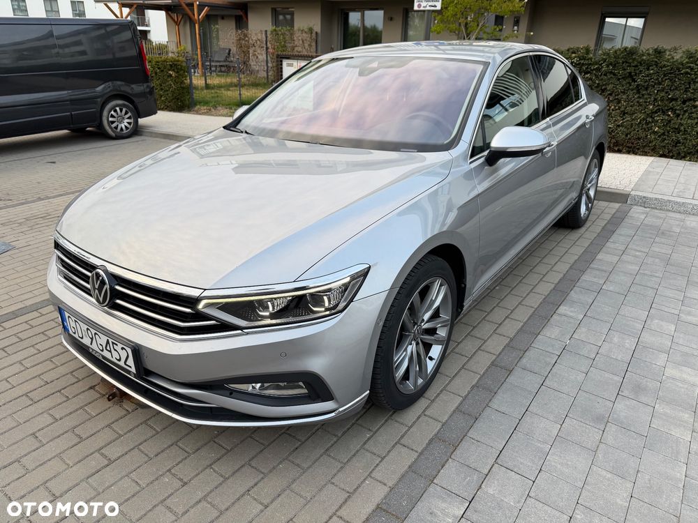 Volkswagen Passat 1.5 TSI EVO Elegance DSG - 2