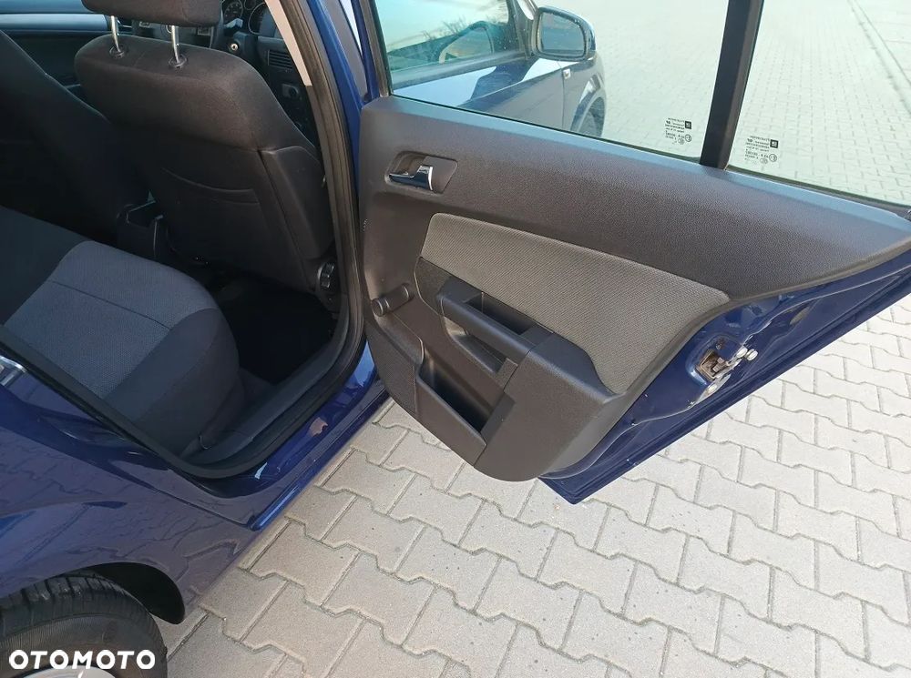 Opel Astra 1.6 Elegance - 27