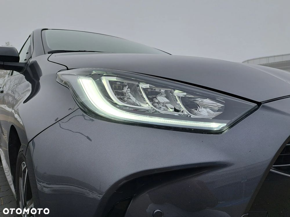 Toyota Yaris Hybrid 1.5 Executive - 21