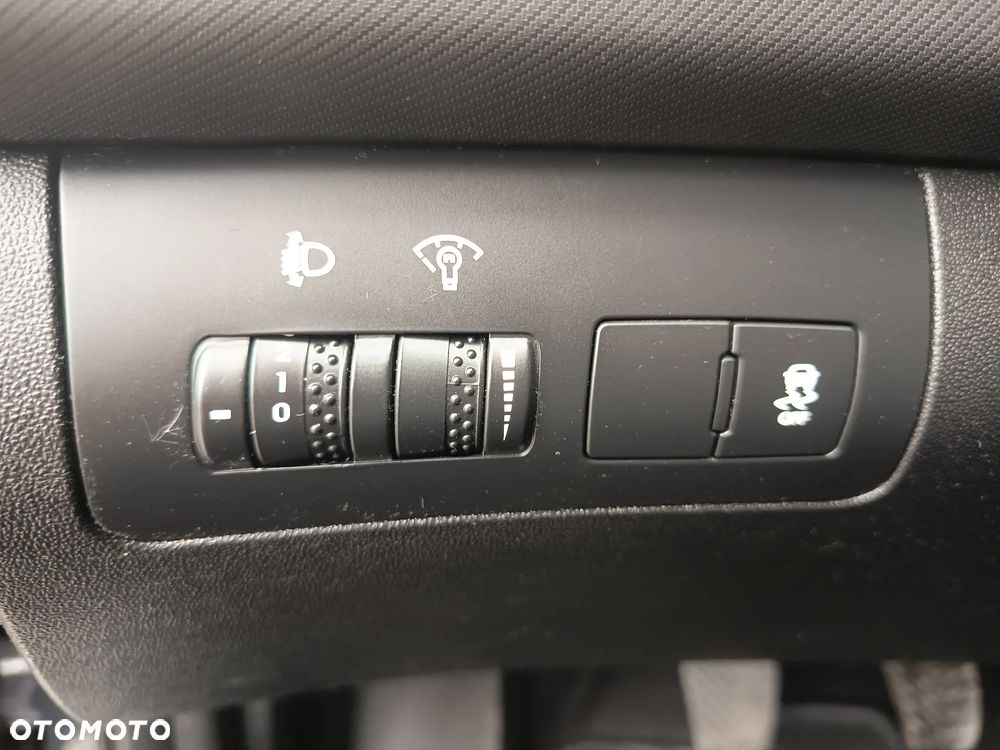 Kia Ceed 1.4 CVVT Spirit - 29