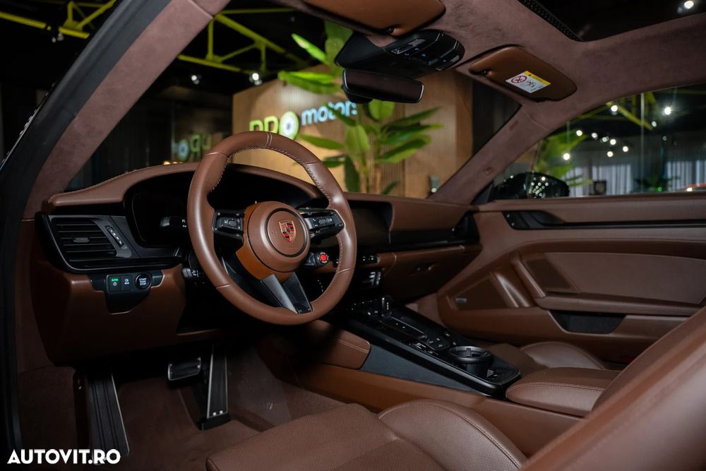 Porsche 911 - 4