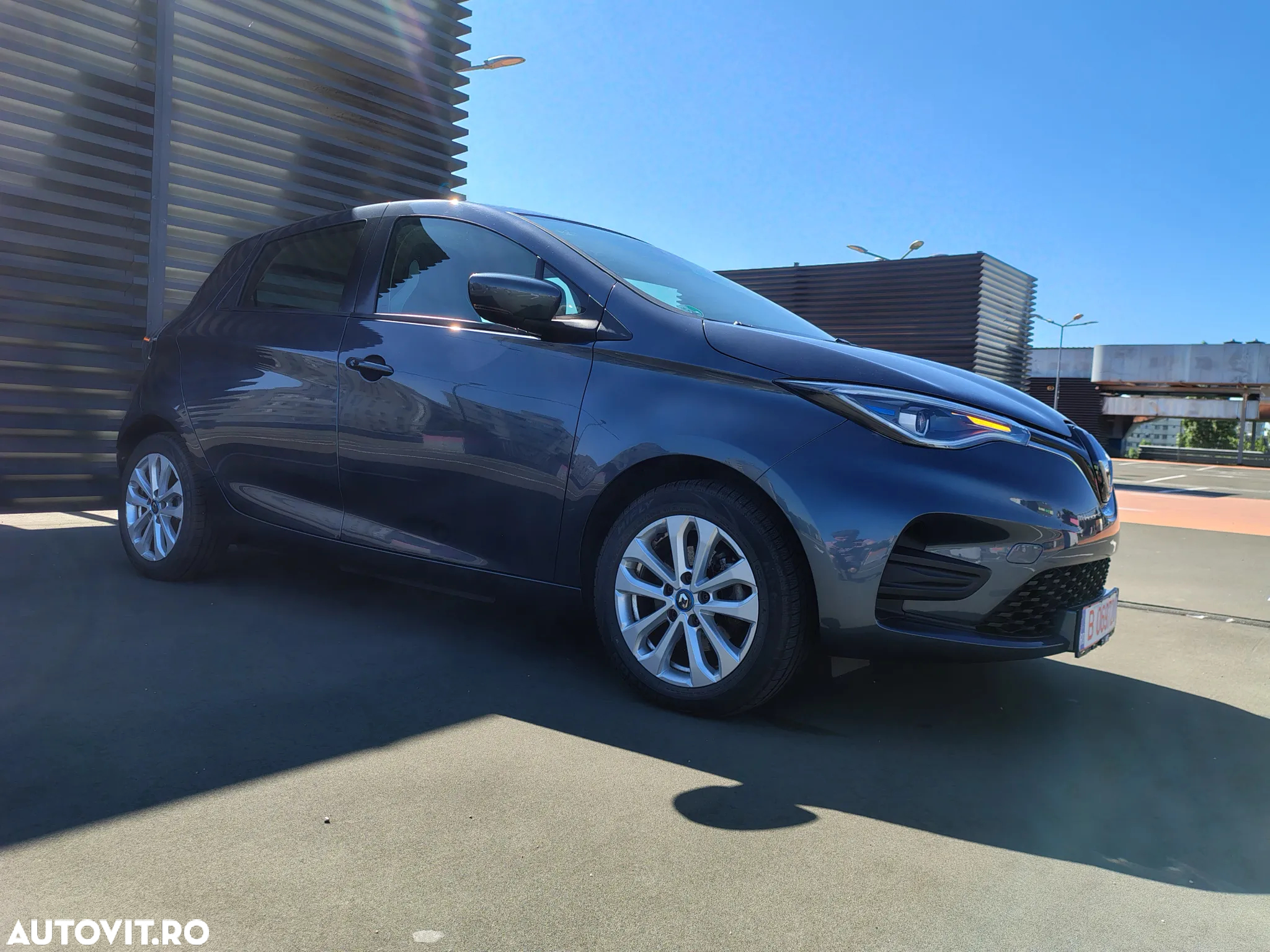 Renault ZOE (mit Batterie) Z.E. 50 EXPERIENCE - 8