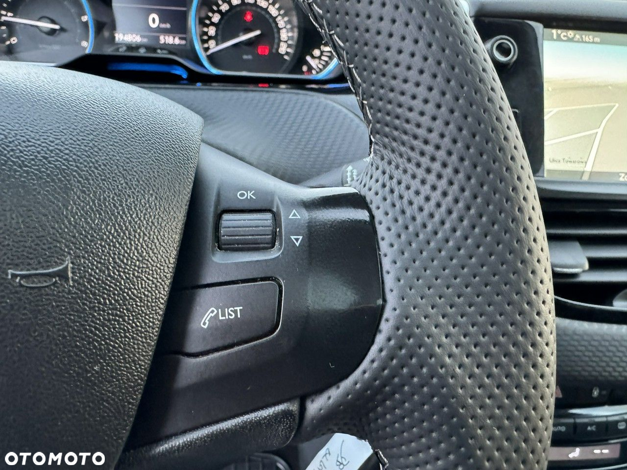 Peugeot 2008 - 22