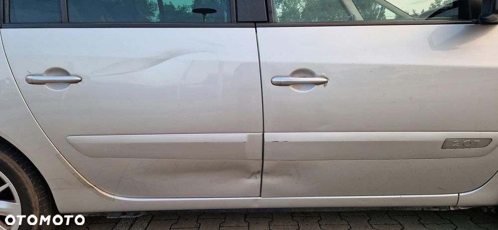 Renault Espace 2.0T Dynamique - 6