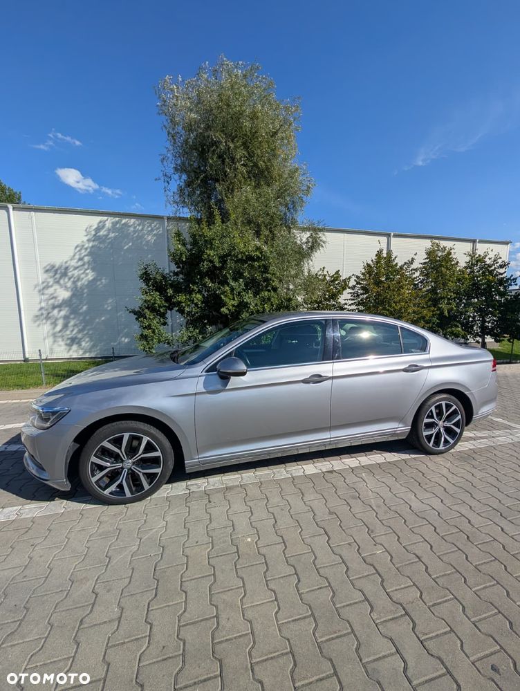Volkswagen Passat 1.5 TSI EVO Comfortline - 2