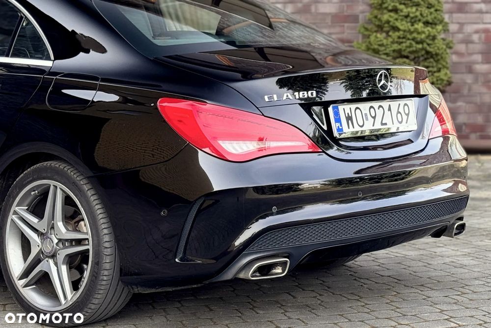 Mercedes-Benz CLA 180 7G-DCT AMG Line - 21