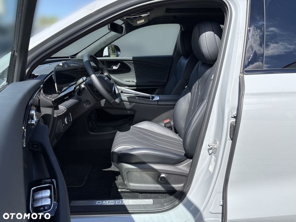 Omoda 9 1.5 Super Hybrid Exclusive AWD - 13
