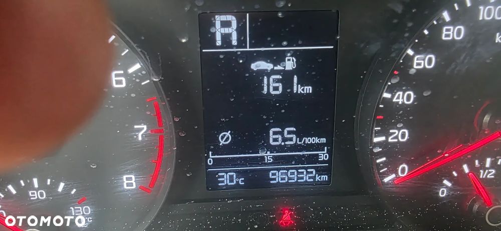 Kia Stonic 1.4 L - 31