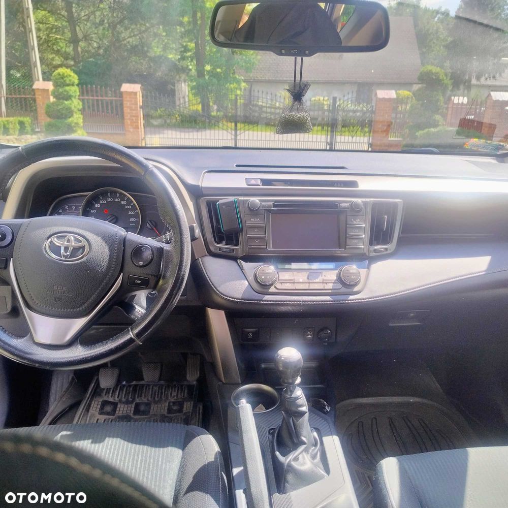 Toyota RAV4 - 3