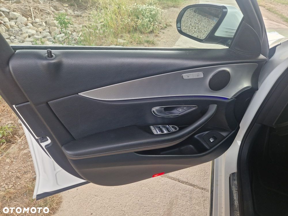 Mercedes-Benz Klasa E 220 d 9G-TRONIC - 6