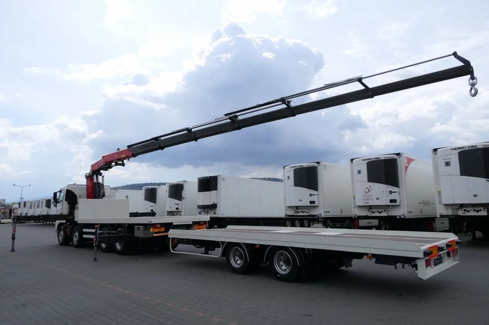 Utilizat Volvo FH 460 / 8X4 / PLATFORM + HDS FASSI F455 + TANDEM METACO ...