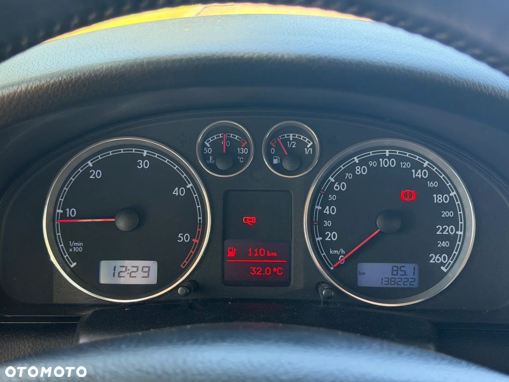 Volkswagen Passat 1.9 TDI - 31