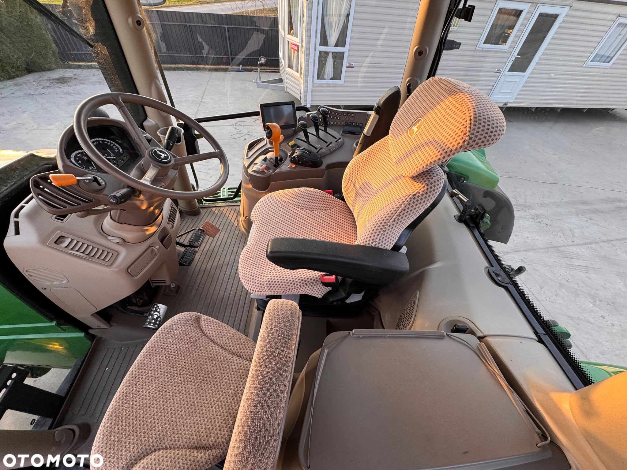 John Deere 6190 R - 21