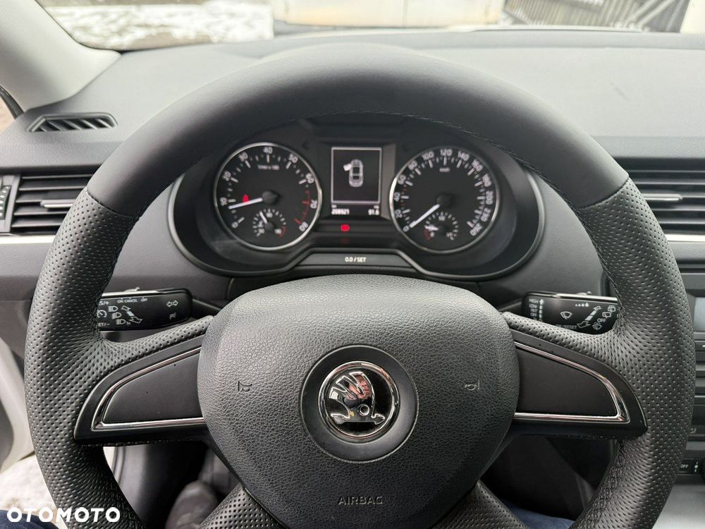 Skoda Octavia - 7