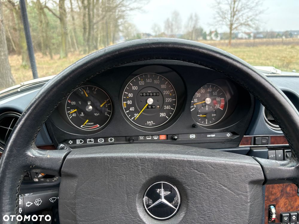 Mercedes-Benz SL - 17