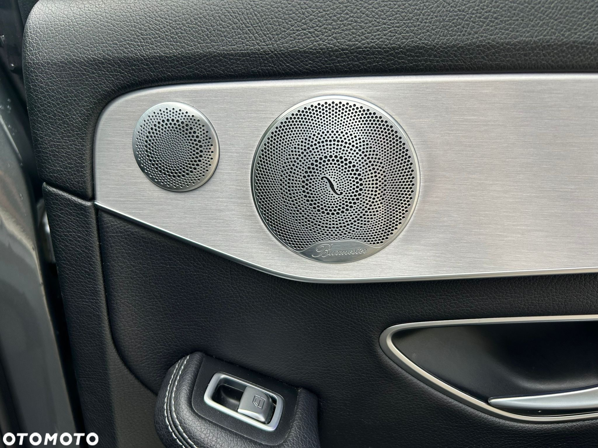 Mercedes-Benz Klasa C 220 d T 9G-TRONIC AMG Line - 13