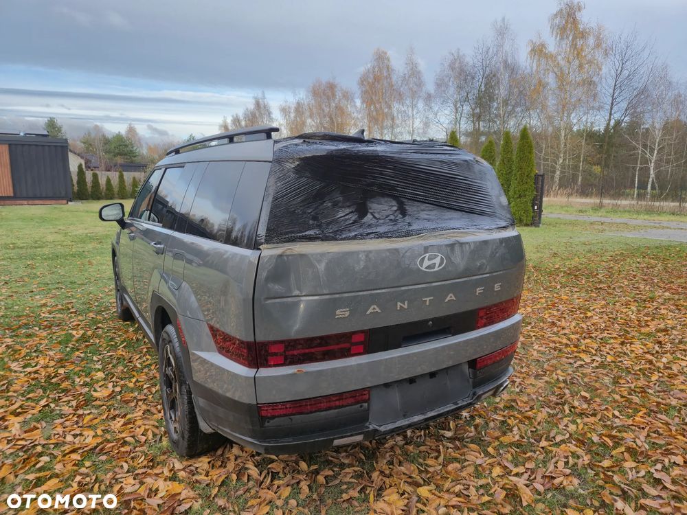 Hyundai Santa Fe - 5
