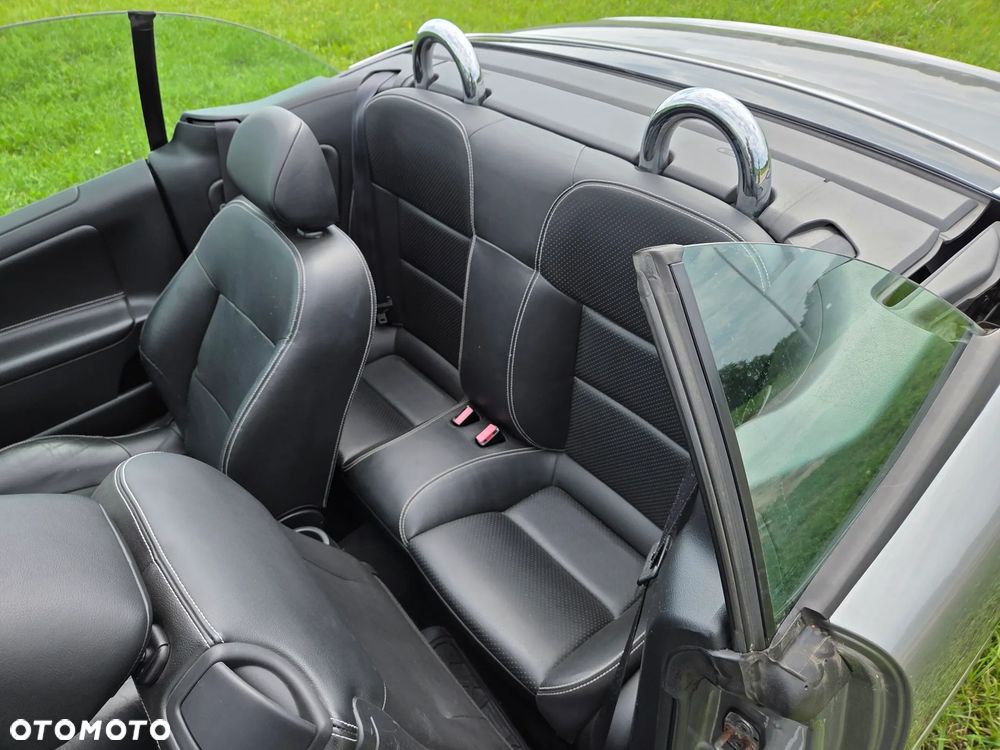 Peugeot 207 CC - 16