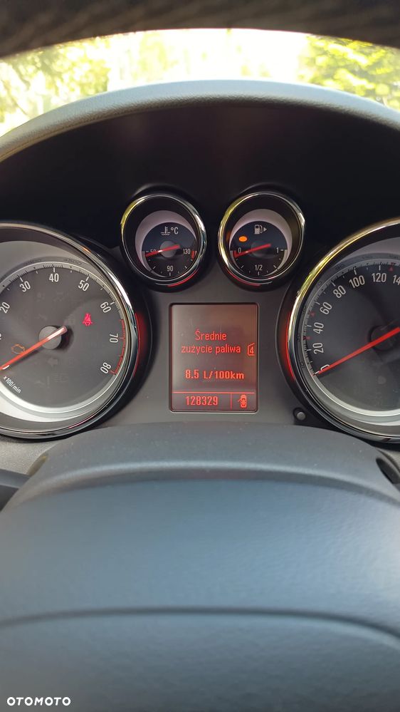 Opel Astra 1.6 Turbo Sport - 8