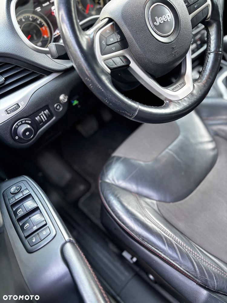 Jeep Cherokee 3.2 V6 Active Drive Lock Trailhawk - 33