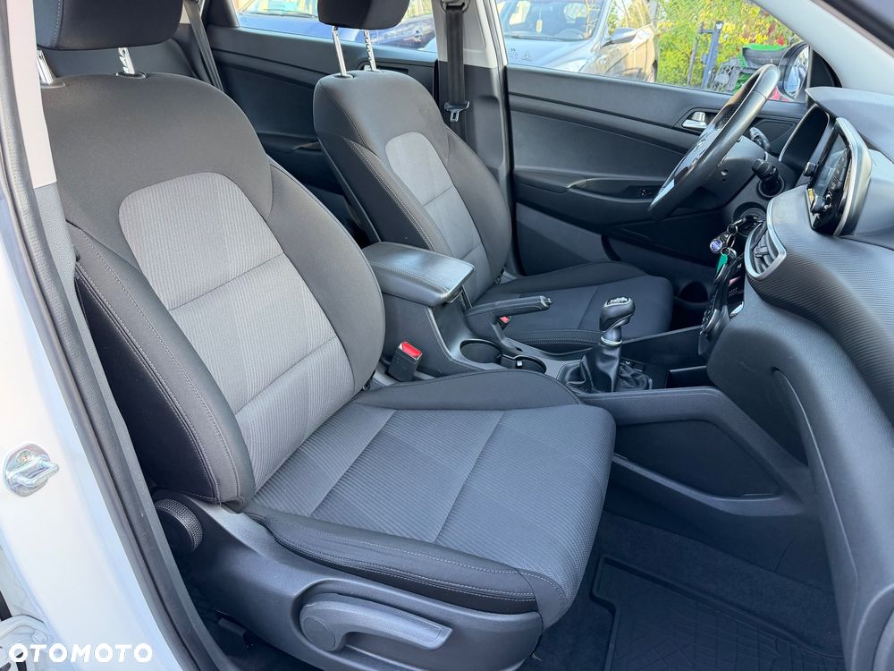 Hyundai Tucson blue 1.6 CRDi 2WD Style - 28