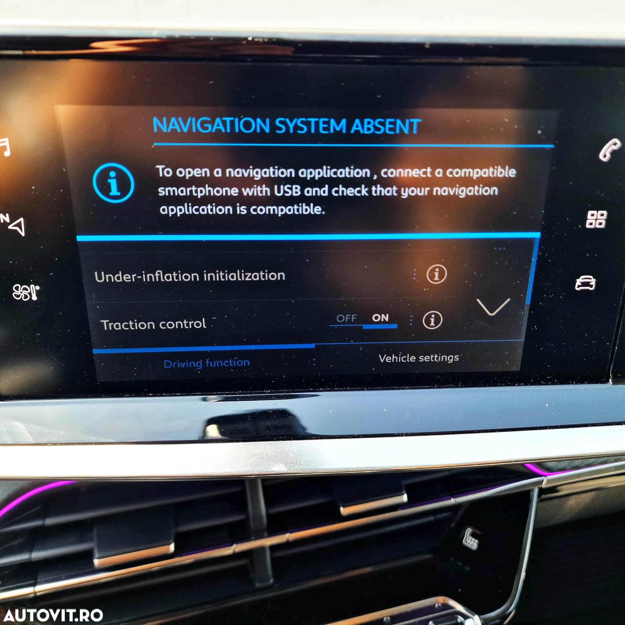 Peugeot 208 1.2 L PureTech STT Active - 35
