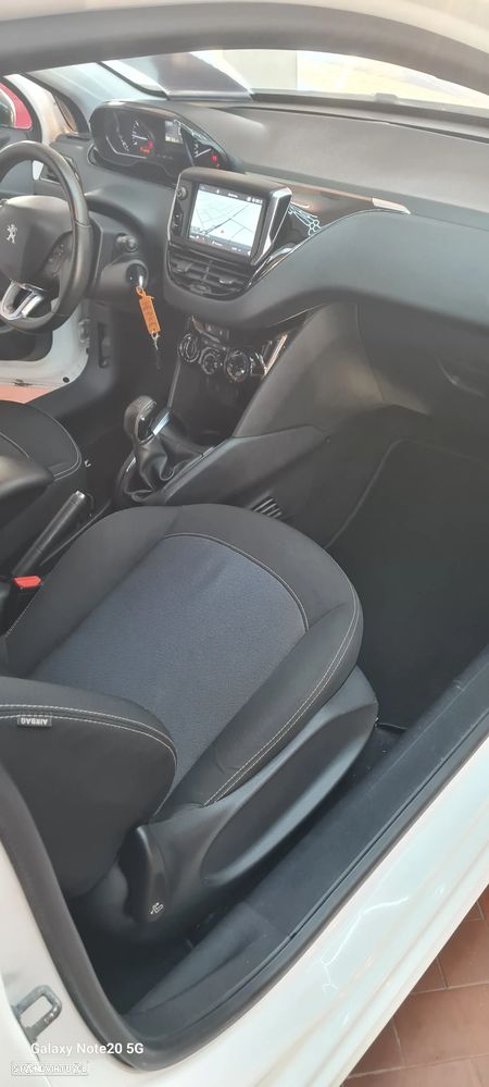 Peugeot 208 PureTech 68 Active - 27