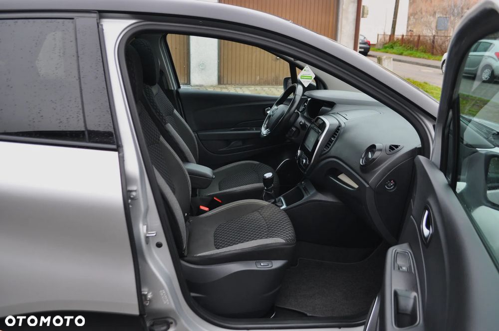 Renault Captur - 29