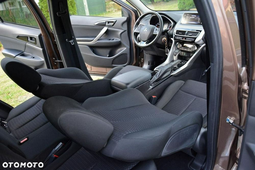 Mitsubishi Eclipse Cross - 18