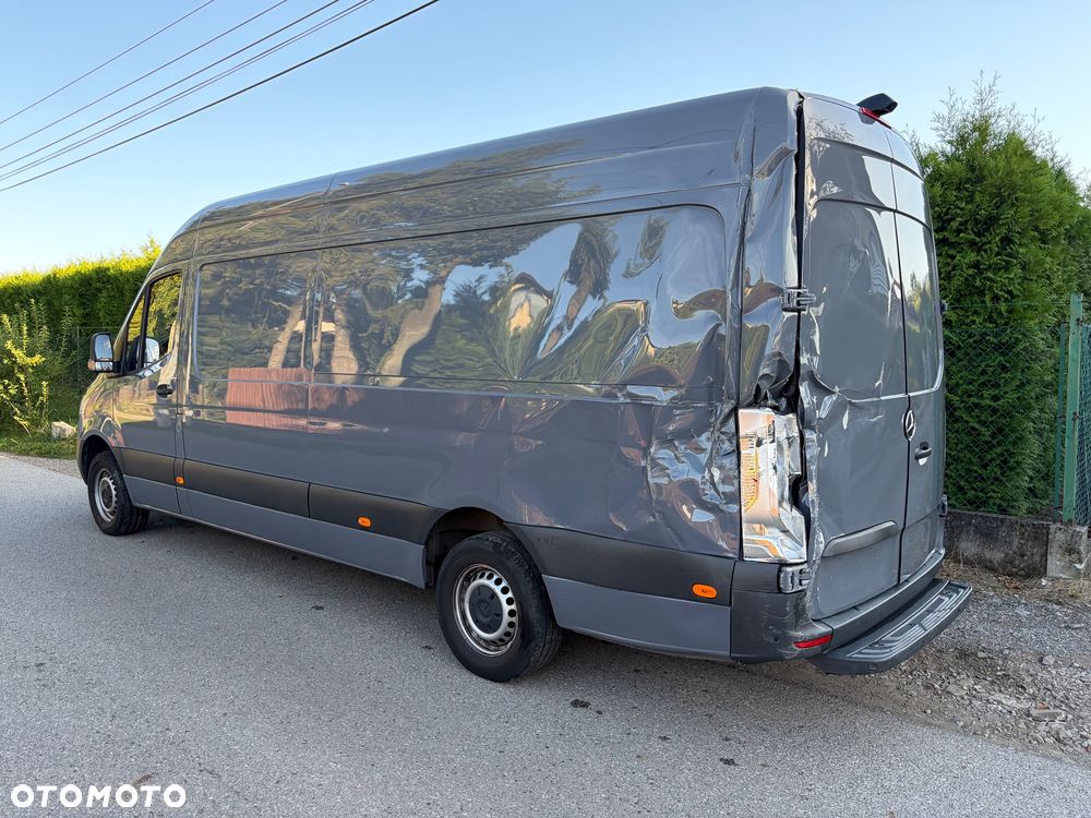 Mercedes-Benz Sprinter - 17