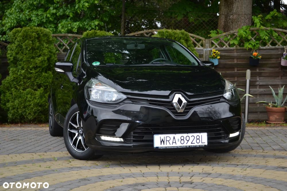 Renault Clio 1.2 16V 75 Limited - 5
